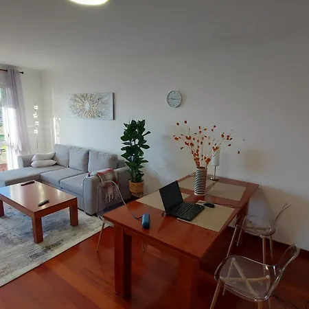 Atlantic Ocean Views Apartment *